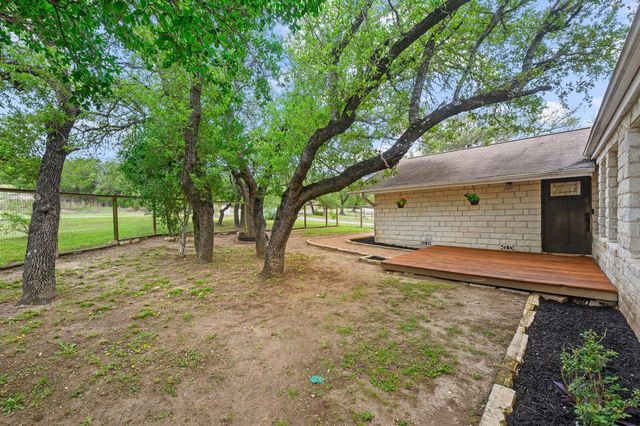 2110 Spring Valley DR, Dripping Springs, TX 78620