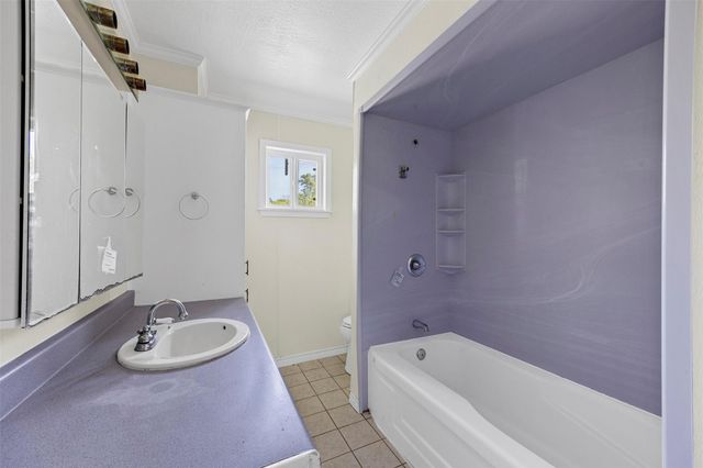 108 County Road 4012, Dayton, TX 77535