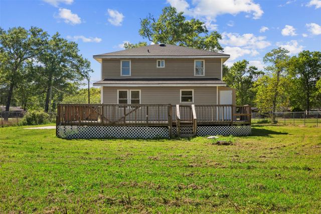 108 County Road 4012, Dayton, TX 77535