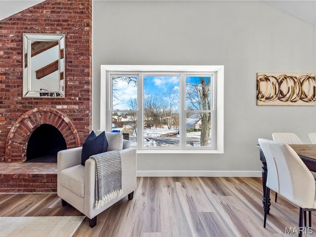 435 Holly Terrace Court, Ballwin, MO 63011