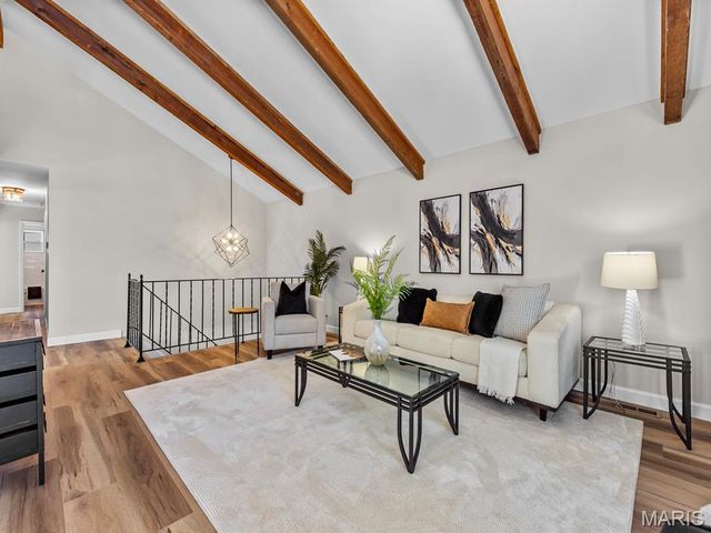 435 Holly Terrace Court, Ballwin, MO 63011