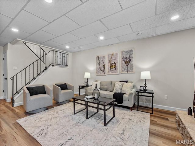 435 Holly Terrace Court, Ballwin, MO 63011