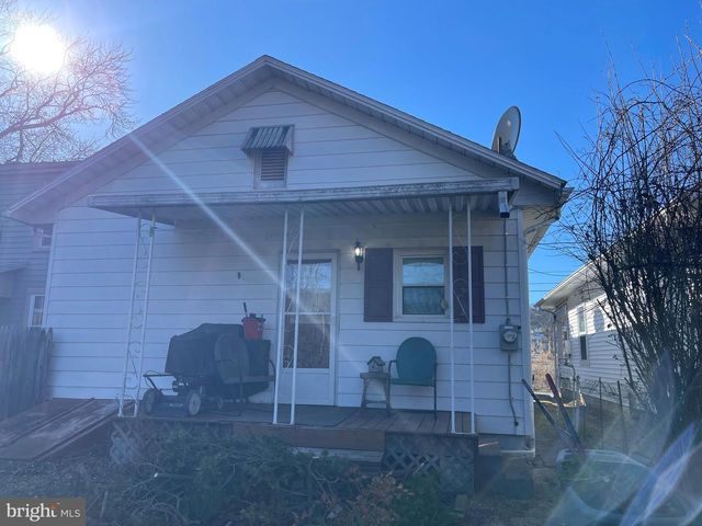 36 RAILROAD ST, Lewistown, PA 17044