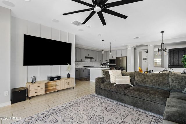 2876 W Lyman Drive, San Tan Valley, AZ 85144