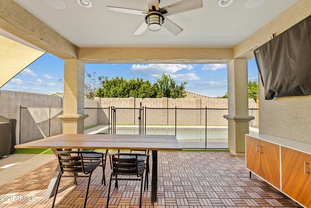 2876 W Lyman Drive, San Tan Valley, AZ 85144