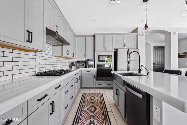 2876 W Lyman Drive, San Tan Valley, AZ 85144