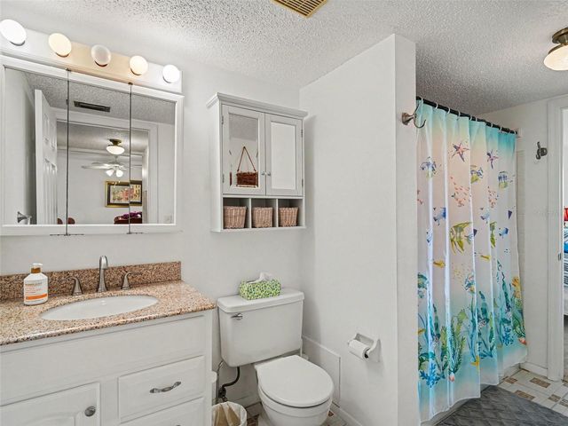 3801 LAKE BAYSHORE DRIVE H413, Bradenton, FL 34205