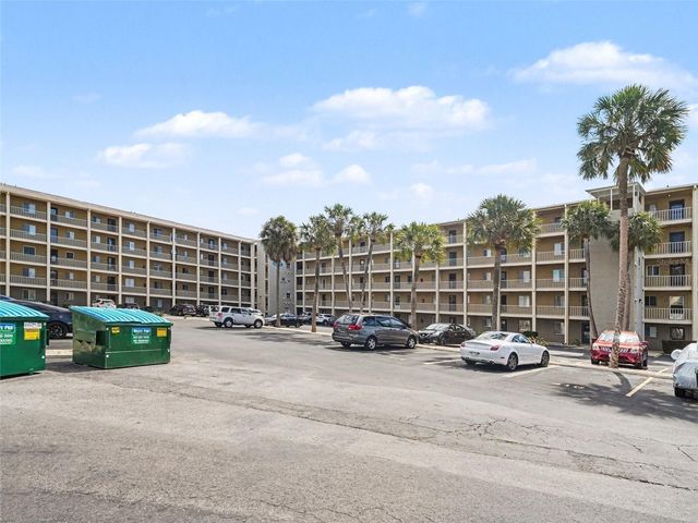3801 LAKE BAYSHORE DRIVE H413, Bradenton, FL 34205