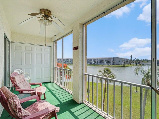 3801 LAKE BAYSHORE DRIVE H413, Bradenton, FL 34205