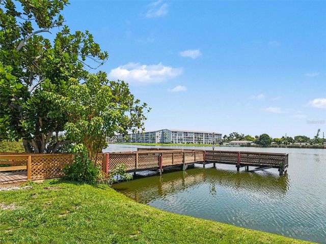 3801 LAKE BAYSHORE DRIVE H413, Bradenton, FL 34205
