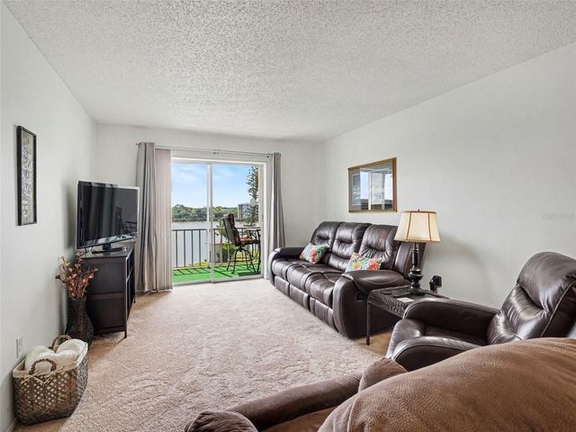 3801 LAKE BAYSHORE DRIVE H413, Bradenton, FL 34205