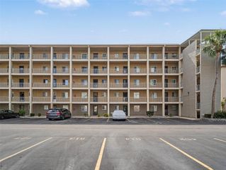 3801 LAKE BAYSHORE DRIVE H413, Bradenton, FL 34205