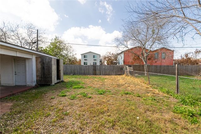 1613 6th St, Corpus Christi, TX 78404