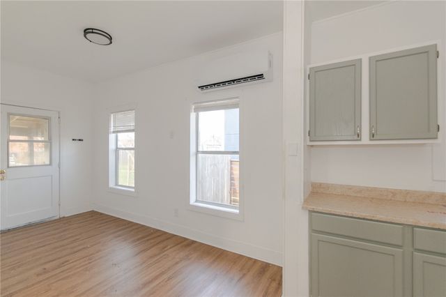 1613 6th St, Corpus Christi, TX 78404