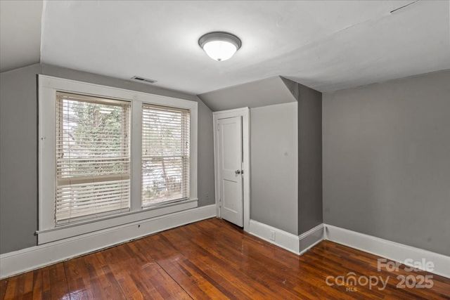 322 Salisbury Road, Statesville, NC 28677