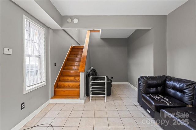 322 Salisbury Road, Statesville, NC 28677