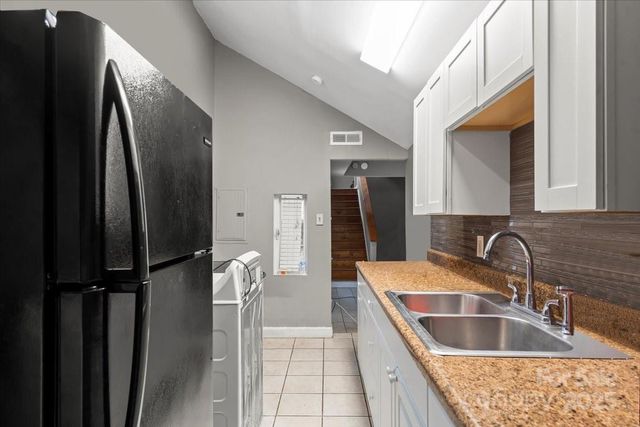 322 Salisbury Road, Statesville, NC 28677