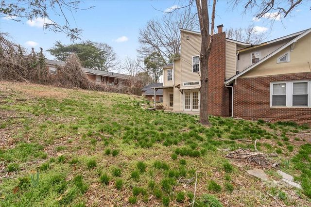 322 Salisbury Road, Statesville, NC 28677