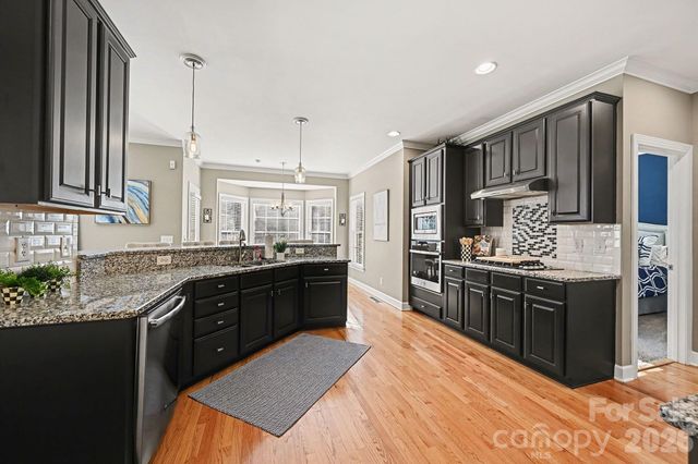 8613 Mossington Lane, Waxhaw, NC 28173