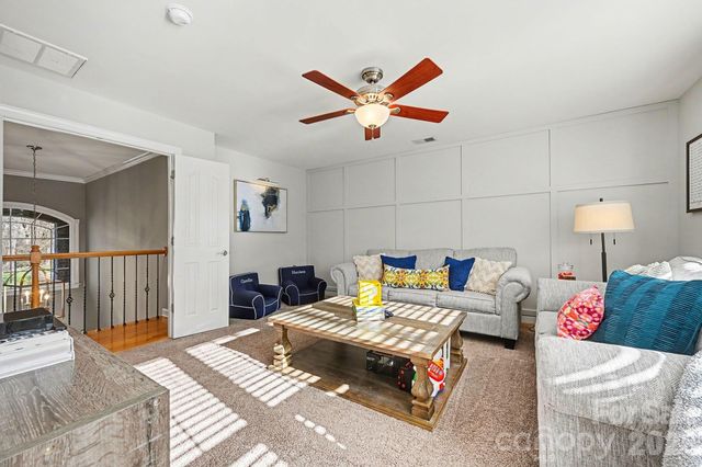 8613 Mossington Lane, Waxhaw, NC 28173