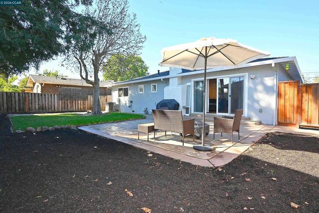 1156 Carey Dr, Concord, CA 94520