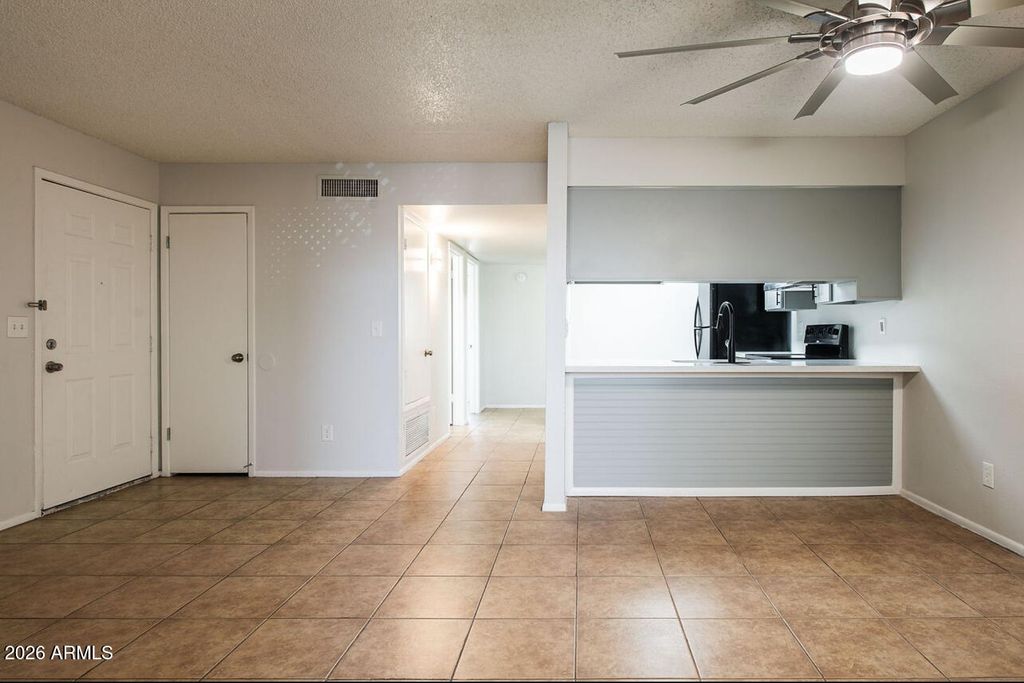 1861 N SPRING --, Mesa, AZ 85203 — photo 3