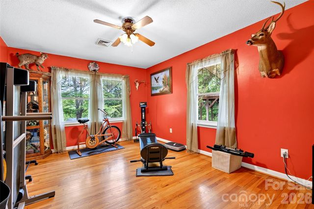 2355 Tatertown Loop, Nebo, NC 28761