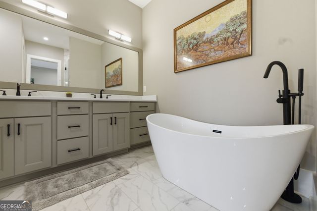 1081 Hixons Bluff, Greensboro, GA 30642