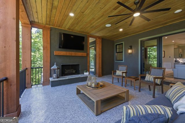 1081 Hixons Bluff, Greensboro, GA 30642