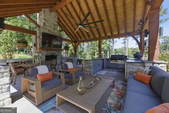 1081 Hixons Bluff, Greensboro, GA 30642