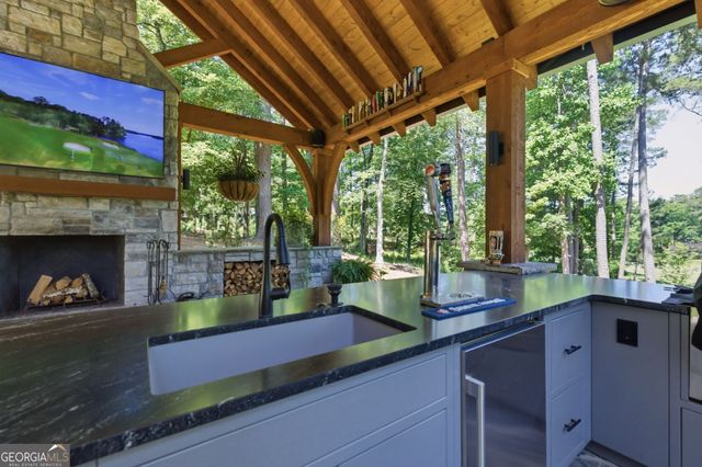 1081 Hixons Bluff, Greensboro, GA 30642