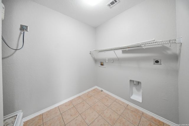 403 Walnut Crst, Schertz, TX 78154