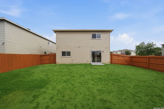 403 Walnut Crst, Schertz, TX 78154