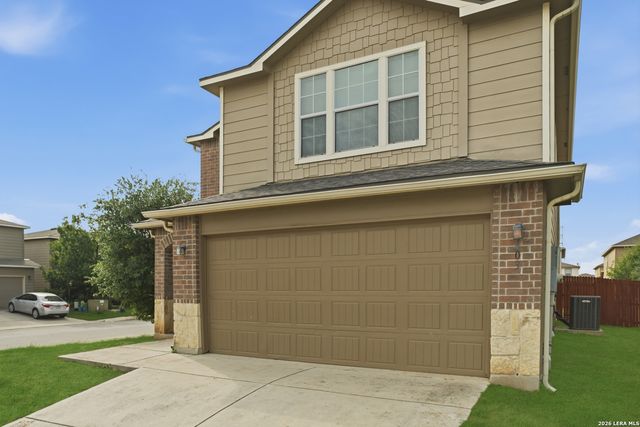 403 Walnut Crst, Schertz, TX 78154