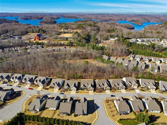 3751 Golden Leaf SW Point, Gainesville, GA 30504