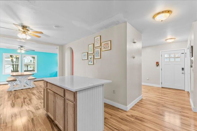 6 Doon Way, Essex Junction, VT 05452