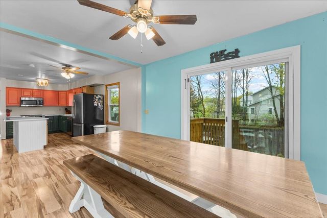 6 Doon Way, Essex Junction, VT 05452
