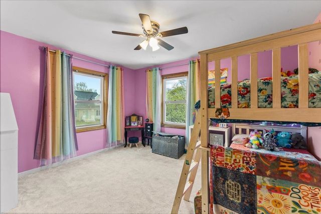 6 Doon Way, Essex Junction, VT 05452