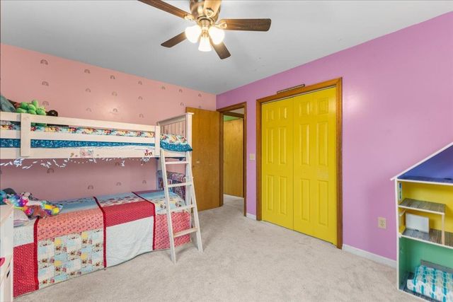 6 Doon Way, Essex Junction, VT 05452