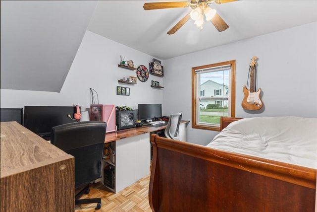 6 Doon Way, Essex Junction, VT 05452