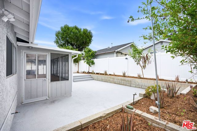 10818 Eldora Avenue, Los Angeles, CA 91040