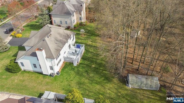 6 Breanne Court, East Hanover Twp, NJ 07936