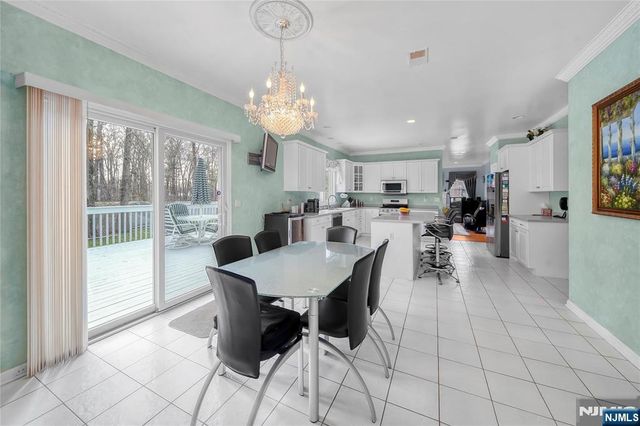6 Breanne Court, East Hanover Twp, NJ 07936