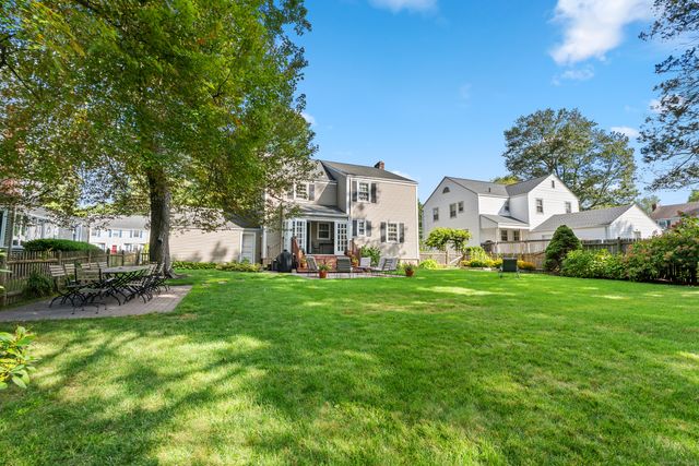 209 Ballard Drive, West Hartford, CT 06119