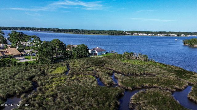 1402 HARRISON Court, Jacksonville, FL 32208