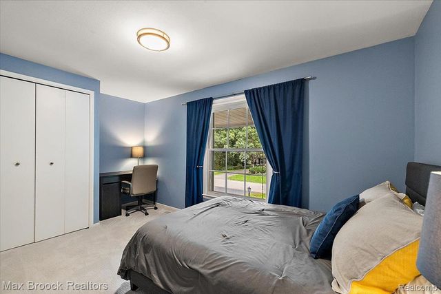 545 Whitehall Road, Bloomfield Hills, MI 48304