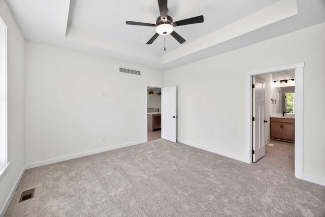 1625 NW Parkside Lane, Waukee, IA 50263