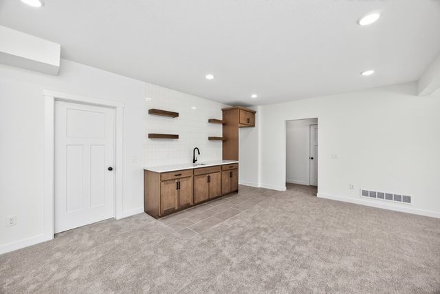 1625 NW Parkside Lane, Waukee, IA 50263