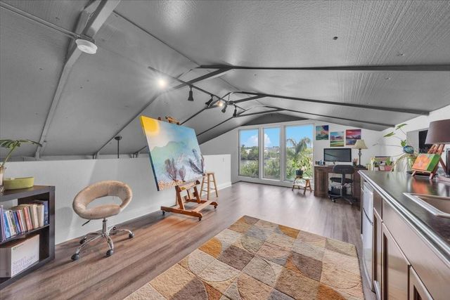 8813 S LAGOON STREET, Tampa, FL 33615