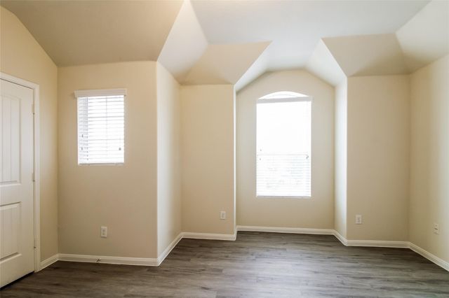 9 Lavida Court, Manvel, TX 77578